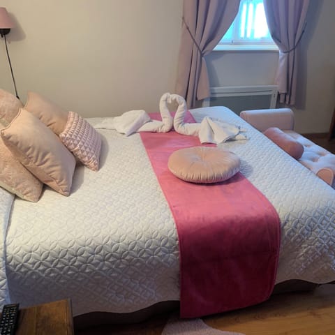 Double Room | Premium bedding, memory foam beds, minibar, in-room safe