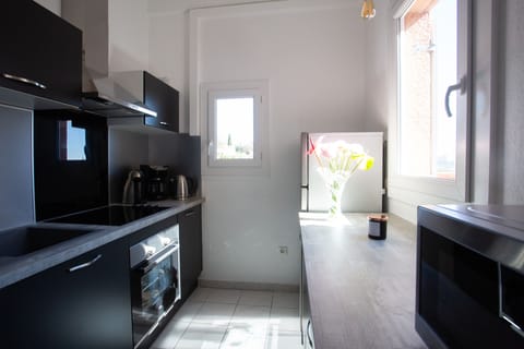 Fully equipt kitchen