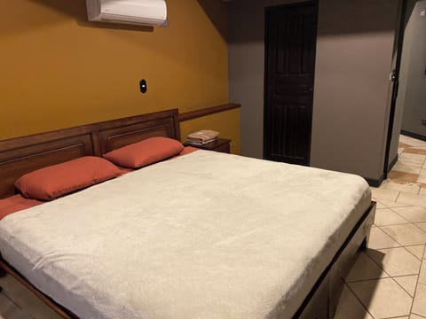 Double Room with Private Bathroom | Free WiFi