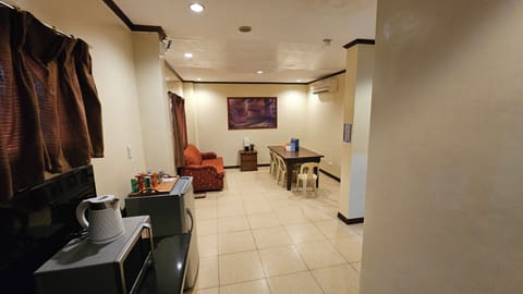 Waterfront Family Suite | In-room safe, individually decorated, individually furnished