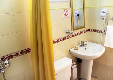 Comfort Triple Room | Bathroom | Shower, towels, soap, toilet paper