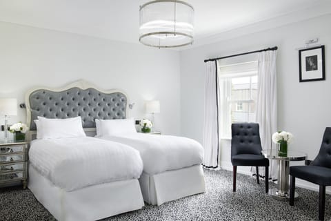 Deluxe Twin Room (Superior) | Egyptian cotton sheets, premium bedding, in-room safe