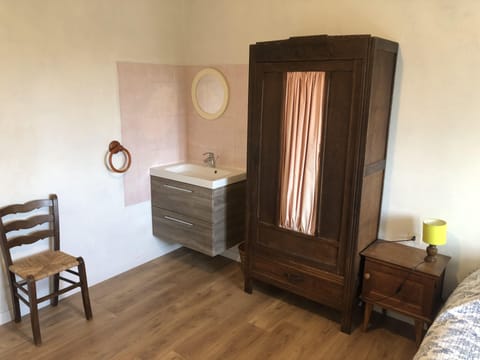 Standard Double Room, Shared Bathroom | Premium bedding, individually decorated, individually furnished, desk