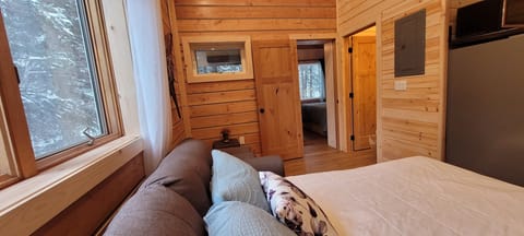 Muskrat Cabin | Extra beds