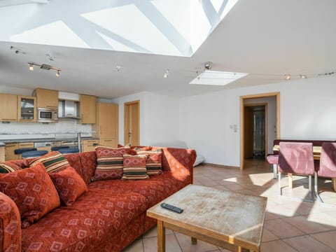 Property, Furniture, Couch, Table, Comfort, Wood, Architecture, Interior Design, Flooring