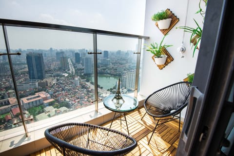 Apartment, 2 Bedrooms | City view