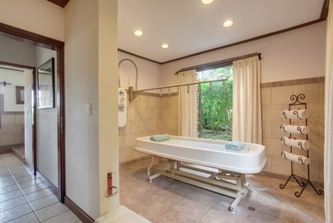 Body treatments, aromatherapy, deep-tissue massages, Swedish massages