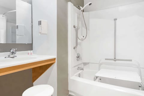 Room, Accessible | Bathroom | Combined shower/tub, deep soaking tub, free toiletries, hair dryer