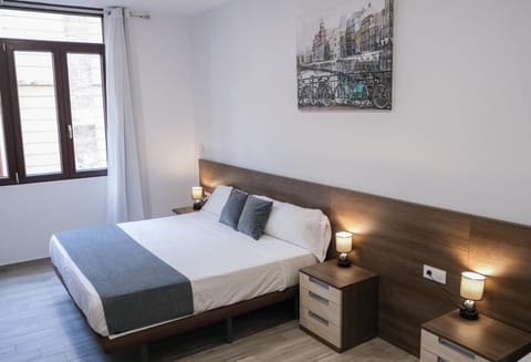 Minibar, desk, blackout drapes, soundproofing