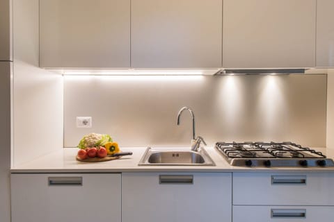 Villa Grand | Private kitchen | Full-size fridge, stovetop, highchair, cookware/dishes/utensils