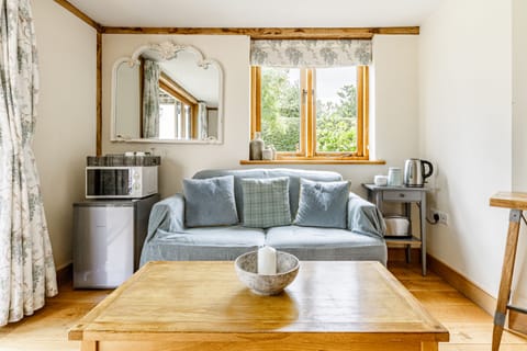 Traditional Double Room (Downstairs Room) | Interior