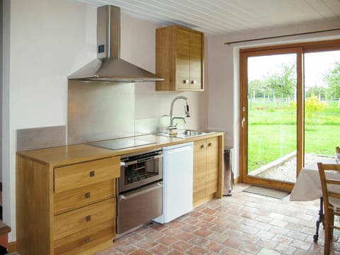 Cabinetry, Countertop, Property, Furniture, Building, Sink, Kitchen, Wood, Drawer, Interior Design