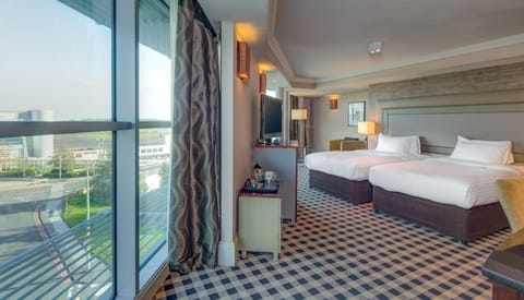 Minibar, in-room safe, laptop workspace, soundproofing