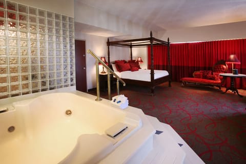 Honeymoon Suite | Premium bedding, in-room safe, individually decorated