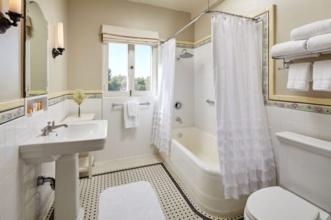 Room (Lurline) | Bathroom | Designer toiletries, hair dryer, bathrobes, towels