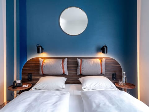 Superior Room, 1 Double Bed with Sofa bed | Desk, soundproofing, free WiFi, bed sheets