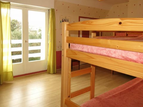 Property, Furniture, Building, Shelf, Wood, Bunk Bed, Flooring, Bed Frame, Interior Design, Floor