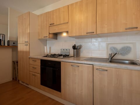 Cabinetry, Countertop, Kitchen Sink, Building, Kitchen Appliance, Sink, Kitchen, Wood, Home Appliance, Kitchen Stove