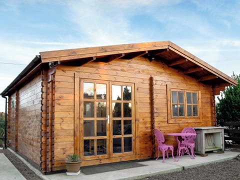 Holiday home | The Cwtch - Penrhiw Fach, Llanwnda, near Goodwick