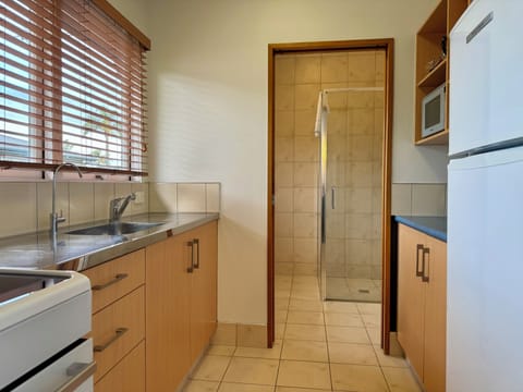 Family Room, 1 Bedroom | Private kitchen | Fridge, microwave, oven, stovetop