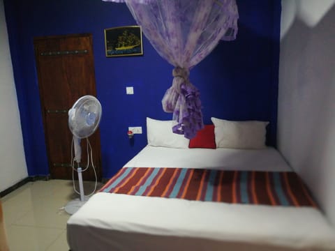 Deluxe Double Room, 1 Double Bed | Iron/ironing board, free WiFi