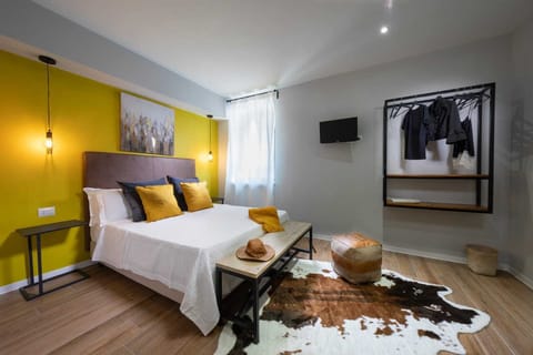 Standard Room | Down comforters, desk, free WiFi, bed sheets