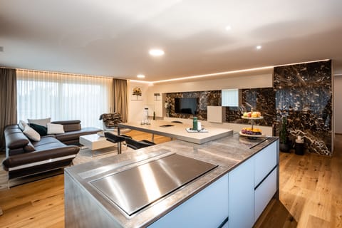 Suite (Penthouse) | Private kitchen | Espresso maker, coffee/tea maker, electric kettle