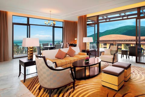 Suite, 1 Bedroom, Balcony, Ocean View | Living room | 46-inch LCD TV with satellite channels, TV, DVD player