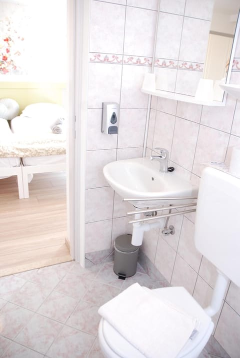 Superior Double or Twin Room, Sea View | Bathroom | Shower, hair dryer, towels, soap