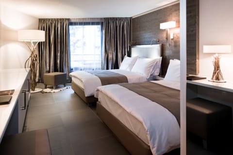 Deluxe Double Room, Mountain View | Premium bedding, down comforters, individually decorated