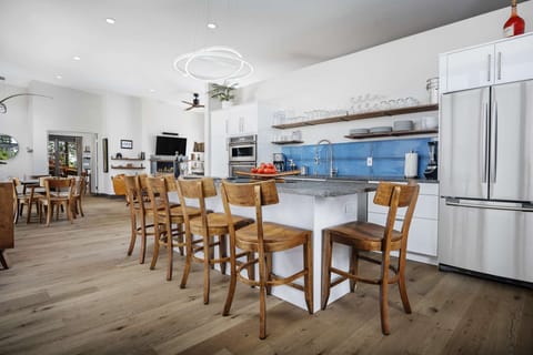 "Open concept, new everything, and beautiful views." - Shanna