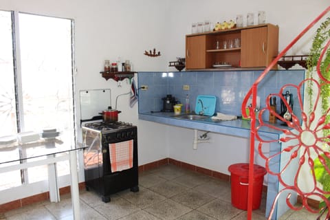 Basic Triple Room | Private kitchen | Dishwasher, electric kettle, toaster, cookware/dishes/utensils