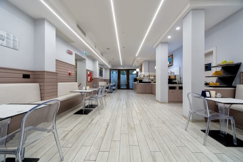 Daily buffet breakfast (EUR 10.00 per person)