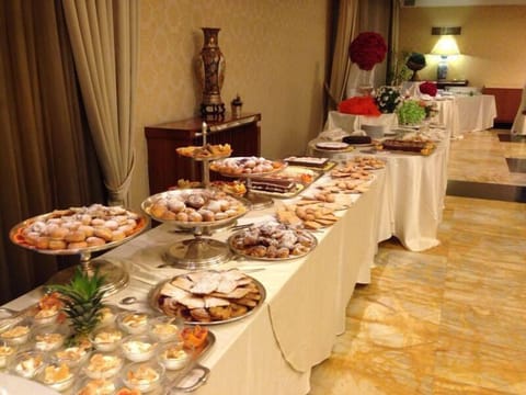 Daily buffet breakfast (EUR 10 per person)