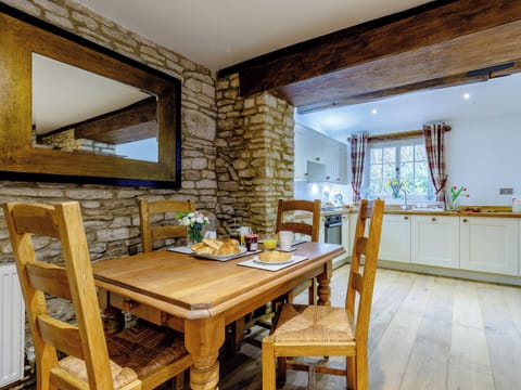 Convenient dining area | Kilcot Coach House, Lower Kilcot, near Wotton-under-Edge