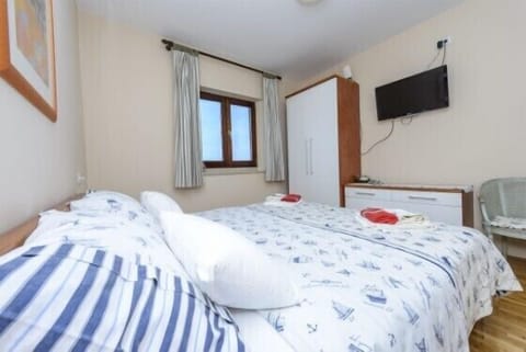 Double Room | Pillowtop beds, individually decorated, individually furnished