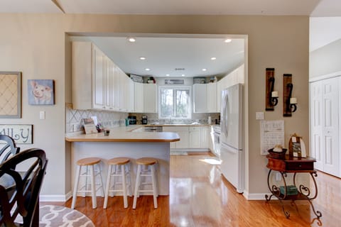 Large, completely stocked kitchen