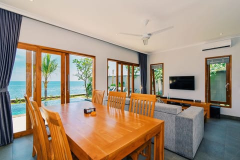 Luxury Villa, 3 Bedrooms, Private Pool, Beach View | In-room dining