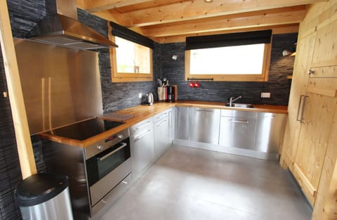 Chalet | Private kitchen | Highchair