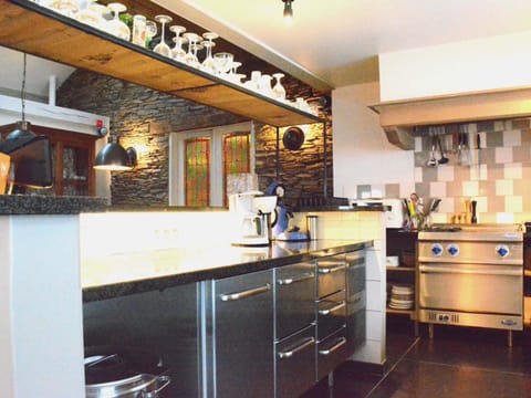 House | Private kitchen | Highchair