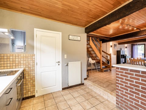 House | Private kitchen | Microwave, dishwasher, highchair