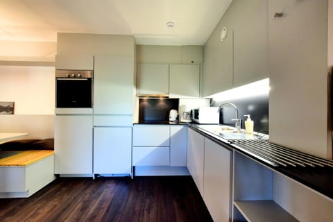 House | Private kitchen | Highchair, cookware/dishes/utensils