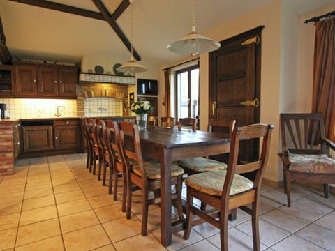 Cottage | Dining