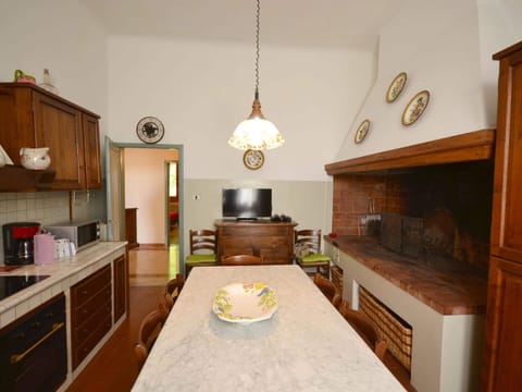 House | Private kitchen | Highchair