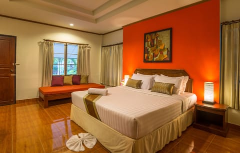 Superior Bungalow | In-room safe, desk, free WiFi, bed sheets