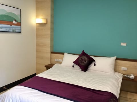 Standard Double Room | Blackout drapes, free WiFi, bed sheets