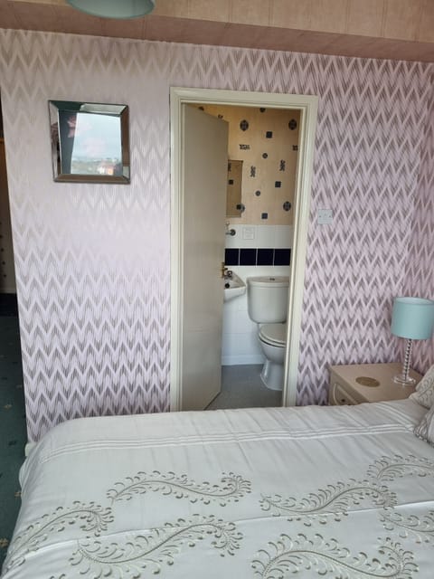 Classic Double Room, Sea View (Room 8) | Bathroom | Shower, free toiletries, hair dryer, towels