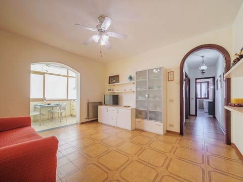 Property, Picture Frame, Window, Ceiling Fan, Wood, Cabinetry, Window Blind, Hall, Interior Design