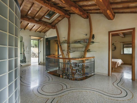 Ceiling, Room, Property, Beam, Interior Design, Building, Floor, House, Home, Wood