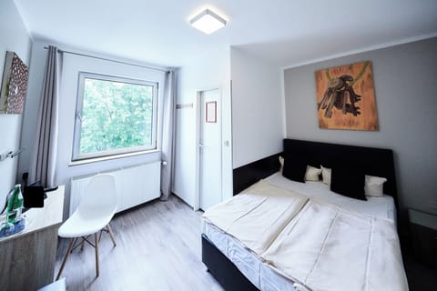 Basic Single Room, 1 Bedroom | Hypo-allergenic bedding, individually decorated, individually furnished